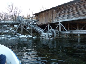 Nærmeste nabo er oppgangssaga i Aursfjord